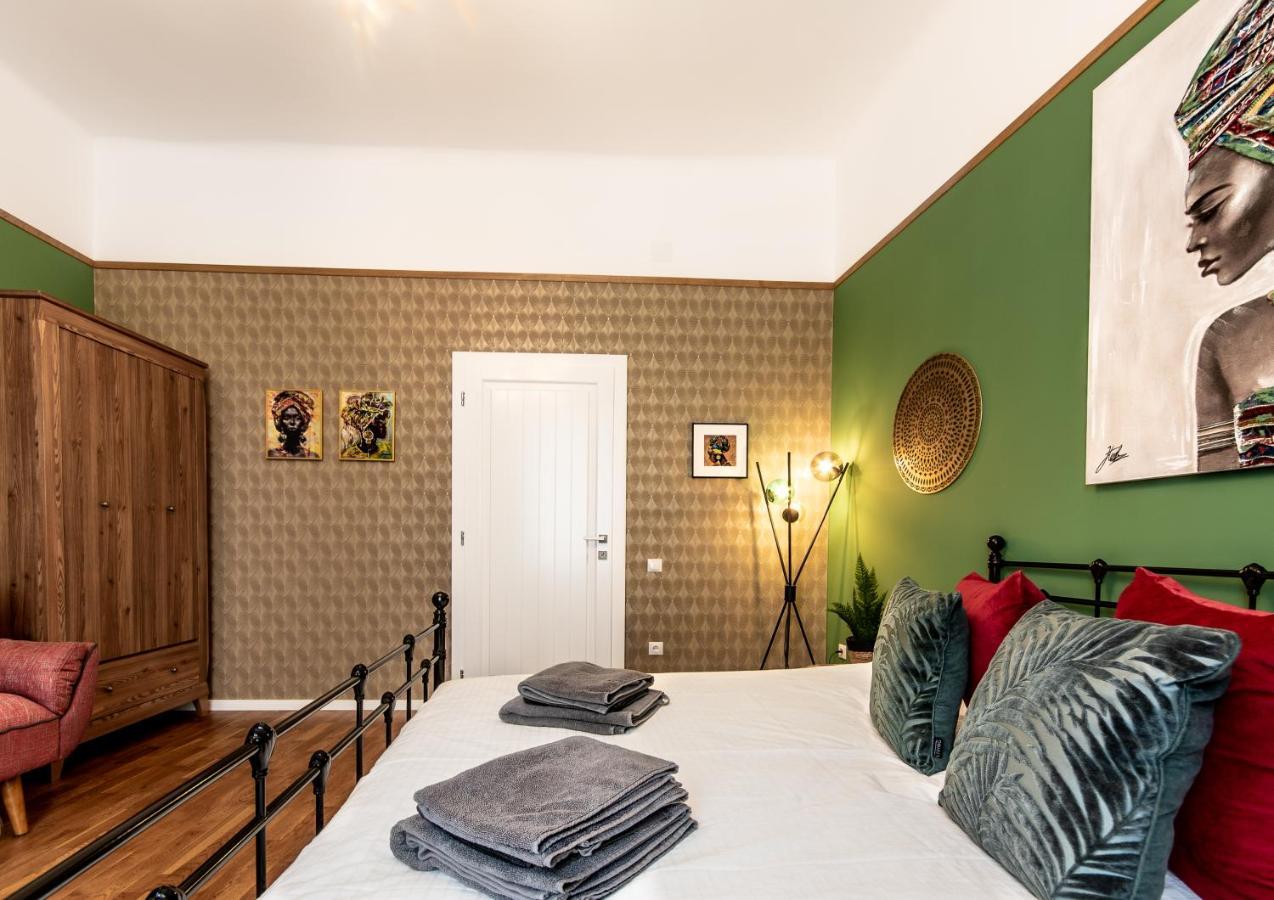 Zur Linde Apartamento Sibiu Exterior foto