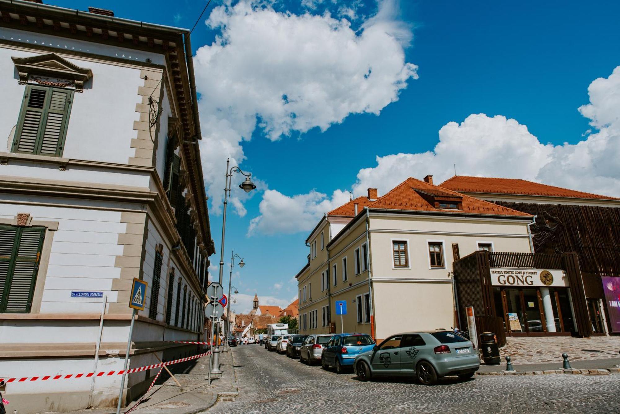 Zur Linde Apartamento Sibiu Quarto foto